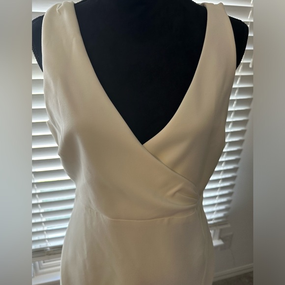 NWT Likely Sazan Sleeveless White Midi Dress, size 10 - Picture 4 of 7
